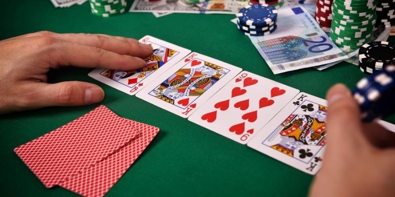 Tìm hiểu cơ bản game Mậu Binh hấp dẫn